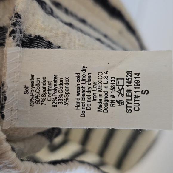 Staccato fitted stripe top - Picture 4 of 6